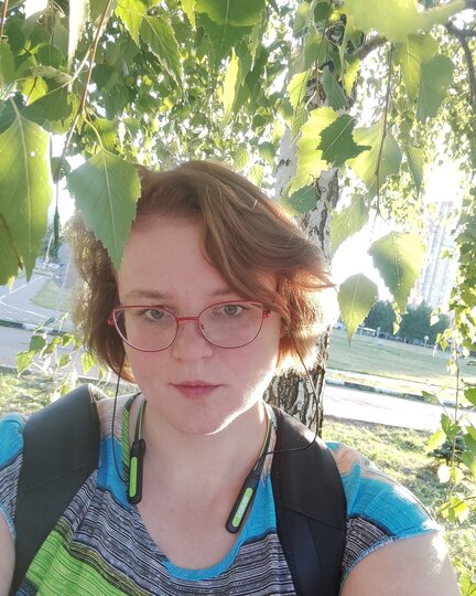 Apple патентует складной десктоп и презентует ультра-iPhone