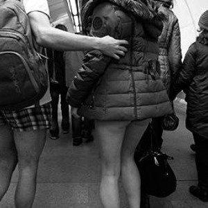 "Метро без штанов" регистрируют логотип