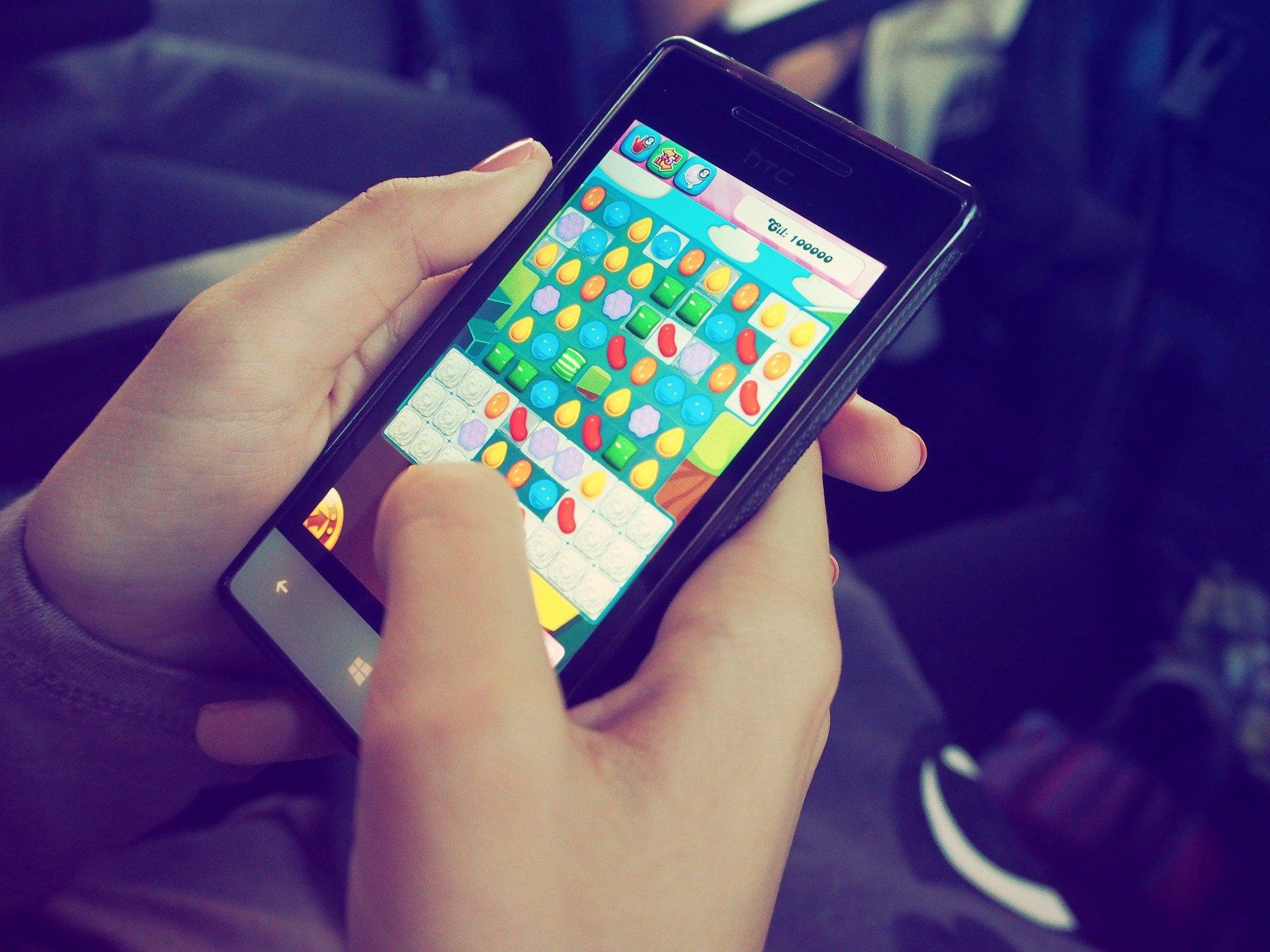 Создатели игры Candy Crush возражают против регистрации товарного знака Candy Crunch