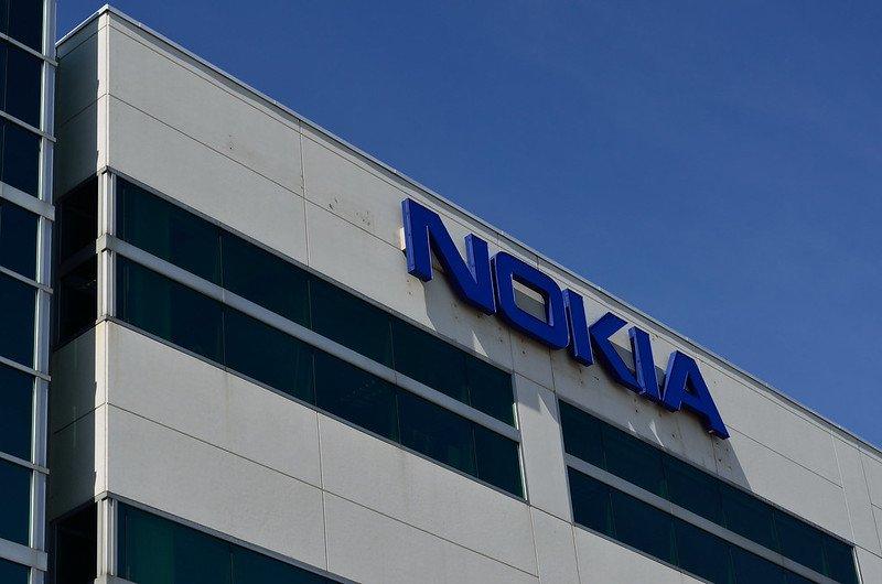 Nokia добивается запрета на продажу в России смартфона Oppo Reno 5