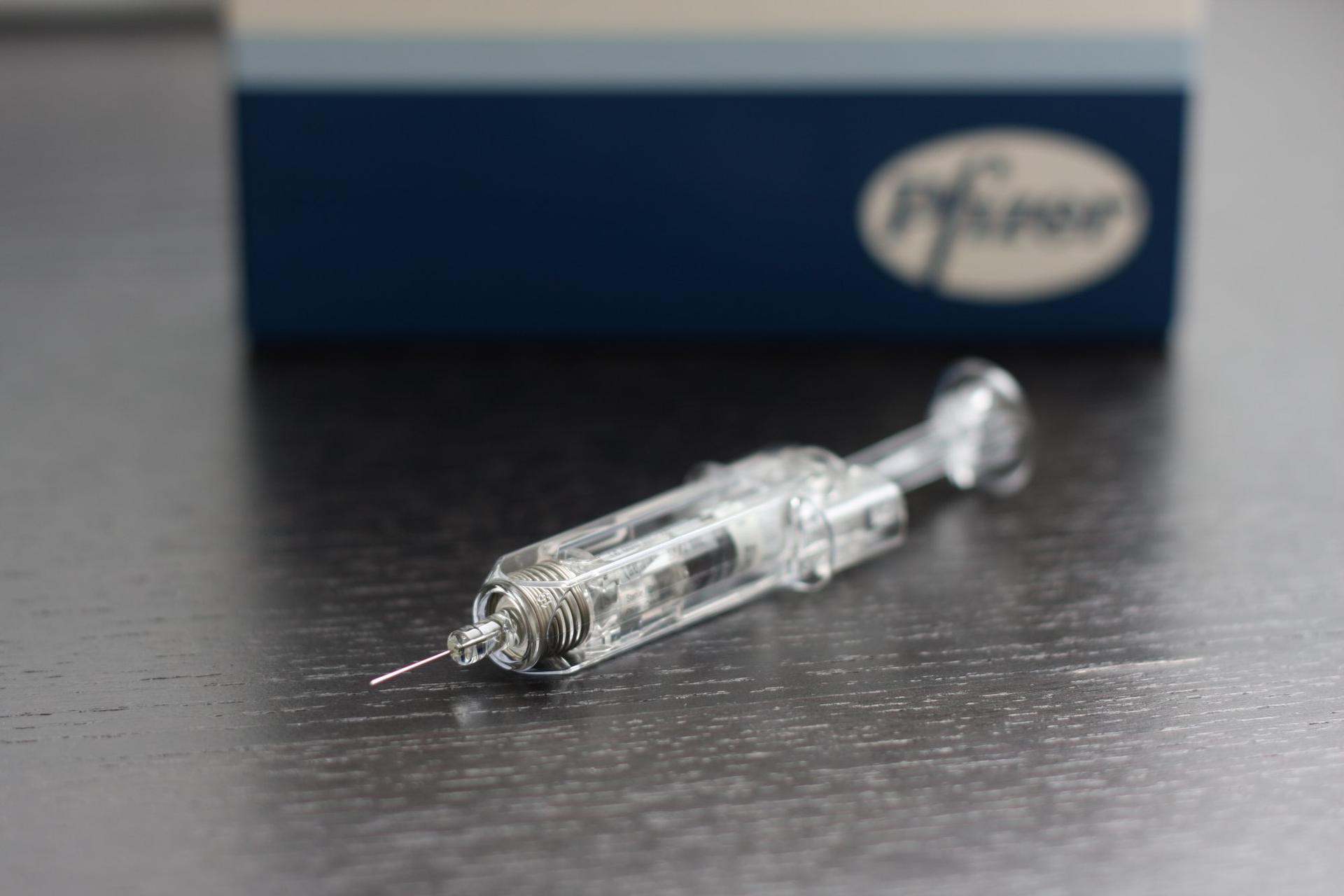Уход Nike, победа Свинки Пеппы и многомиллиардный иск к Pfizer: дайджест главных новостей
