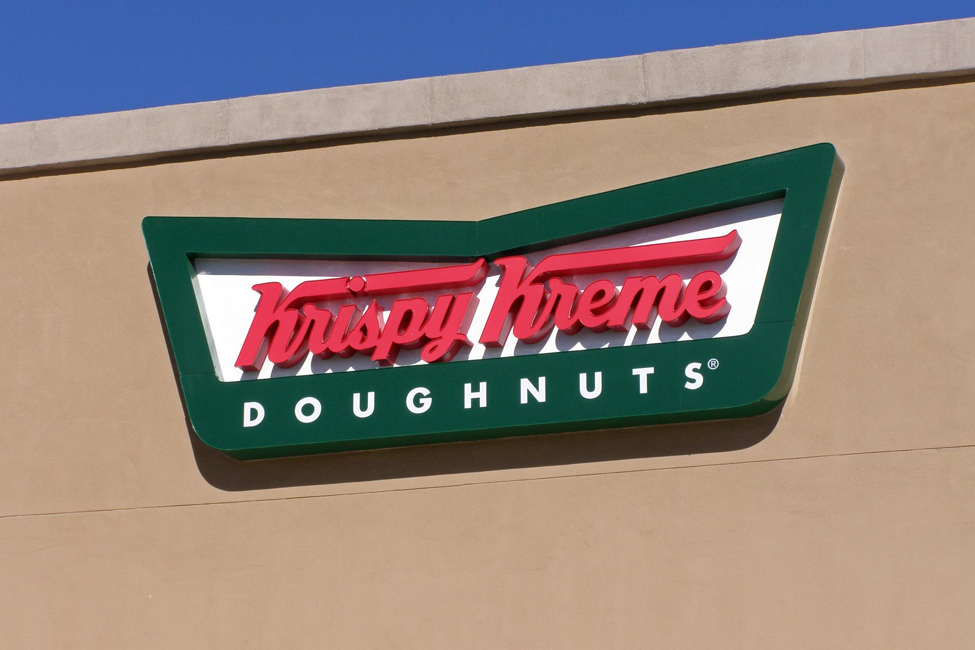 Krispy Kreme сменила название, Jack Daniel’s обиделся на шутку, а SpaceX подал в суд на украинскую компанию
