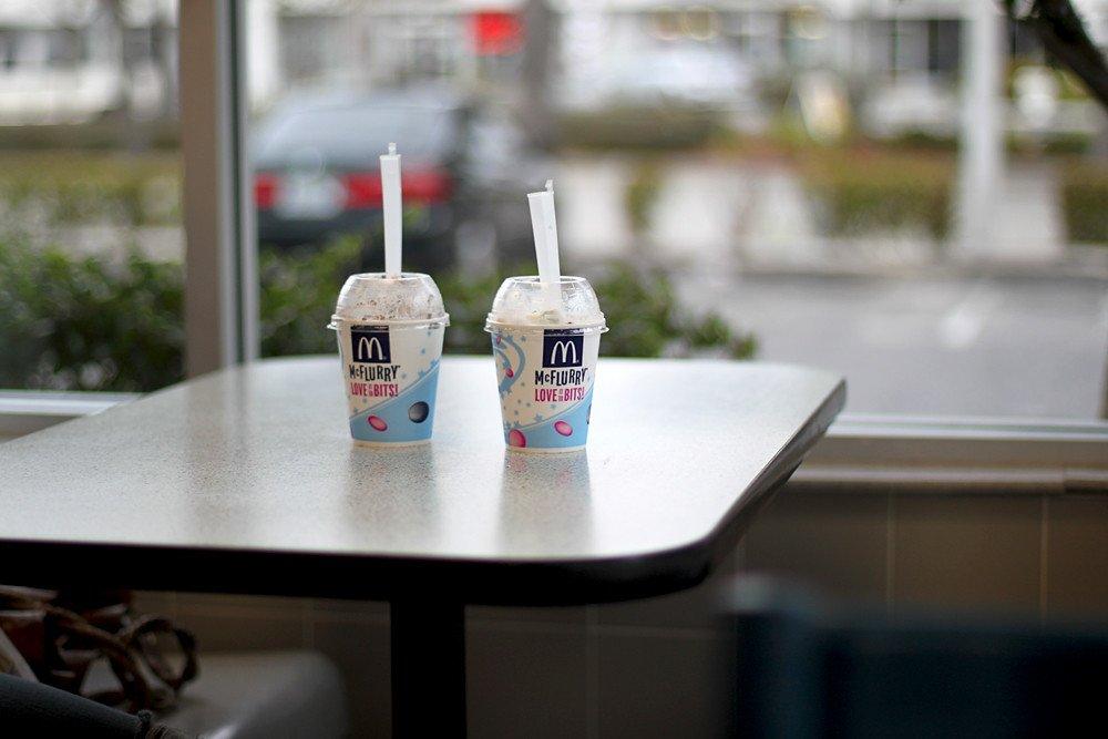McDonald’s добивается отмены регистрации товарных знаков российской компании