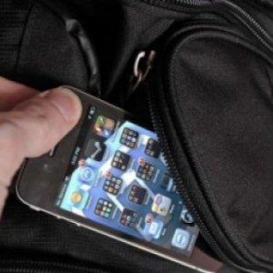 Apple получила патент на метод поимки преступников с помощью сканера отпечатков пальцев