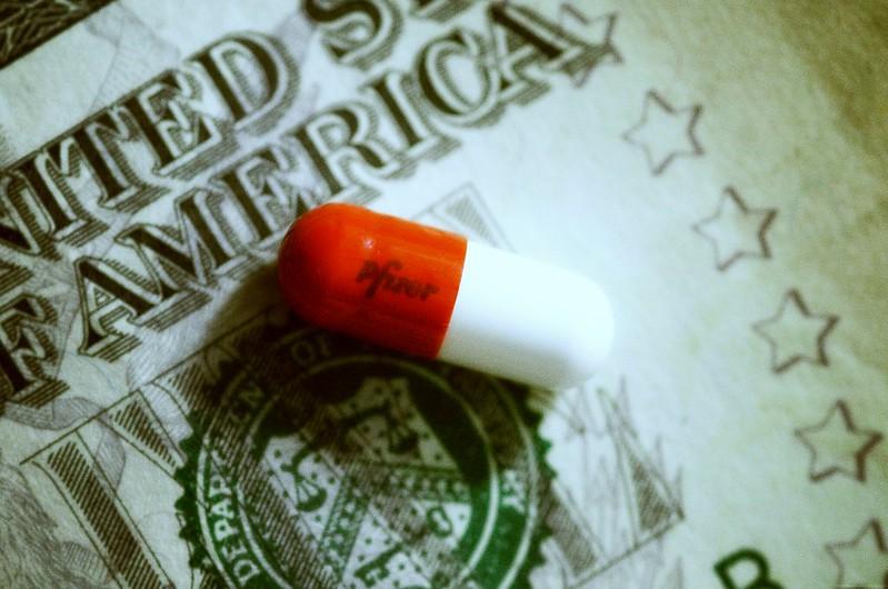 Pfizer покупает китайский препарат от рака за $1,25 млрд: что это значит для фармрынка
