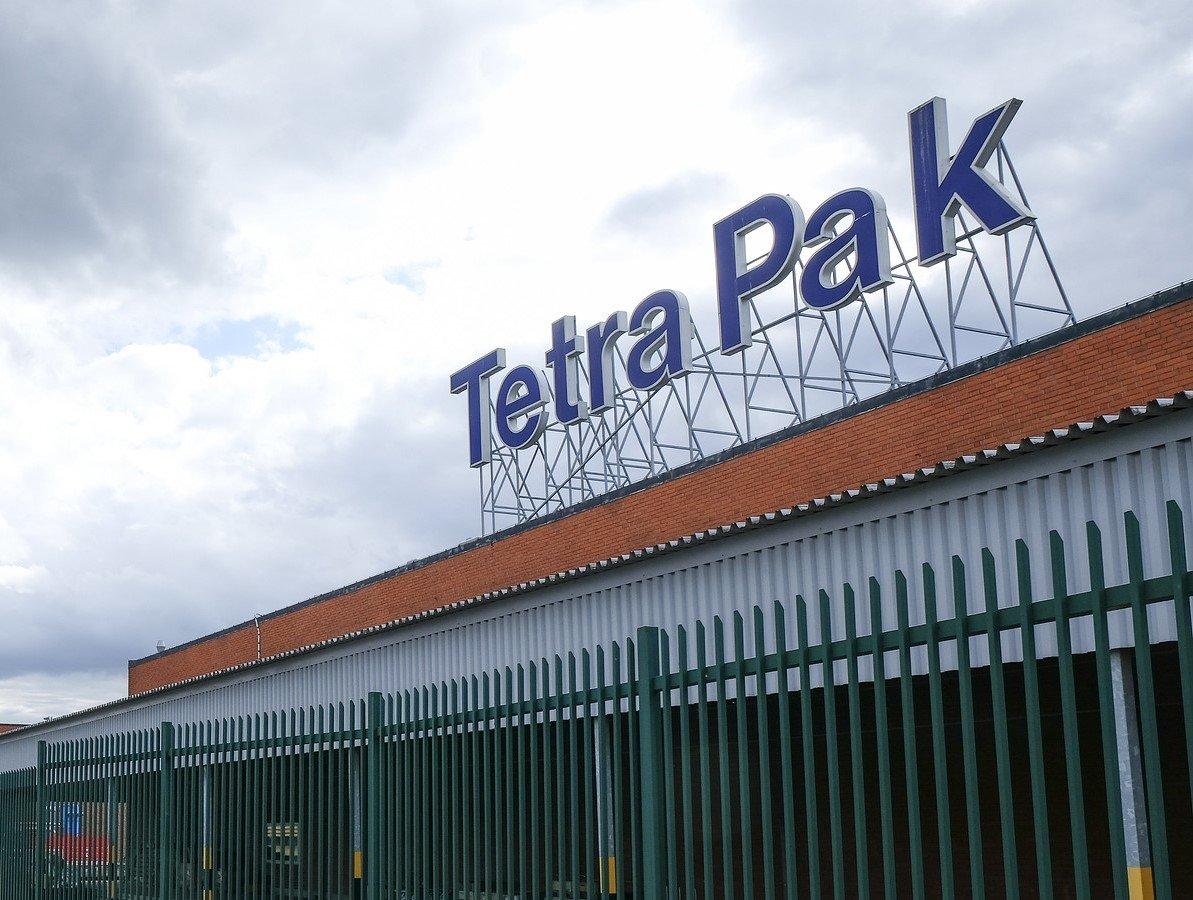 Окончательный уход Tetra Pak, новый китайский бренд пришел в Россию, а Apple готовит редизайн Mac: дайджест главных новостей